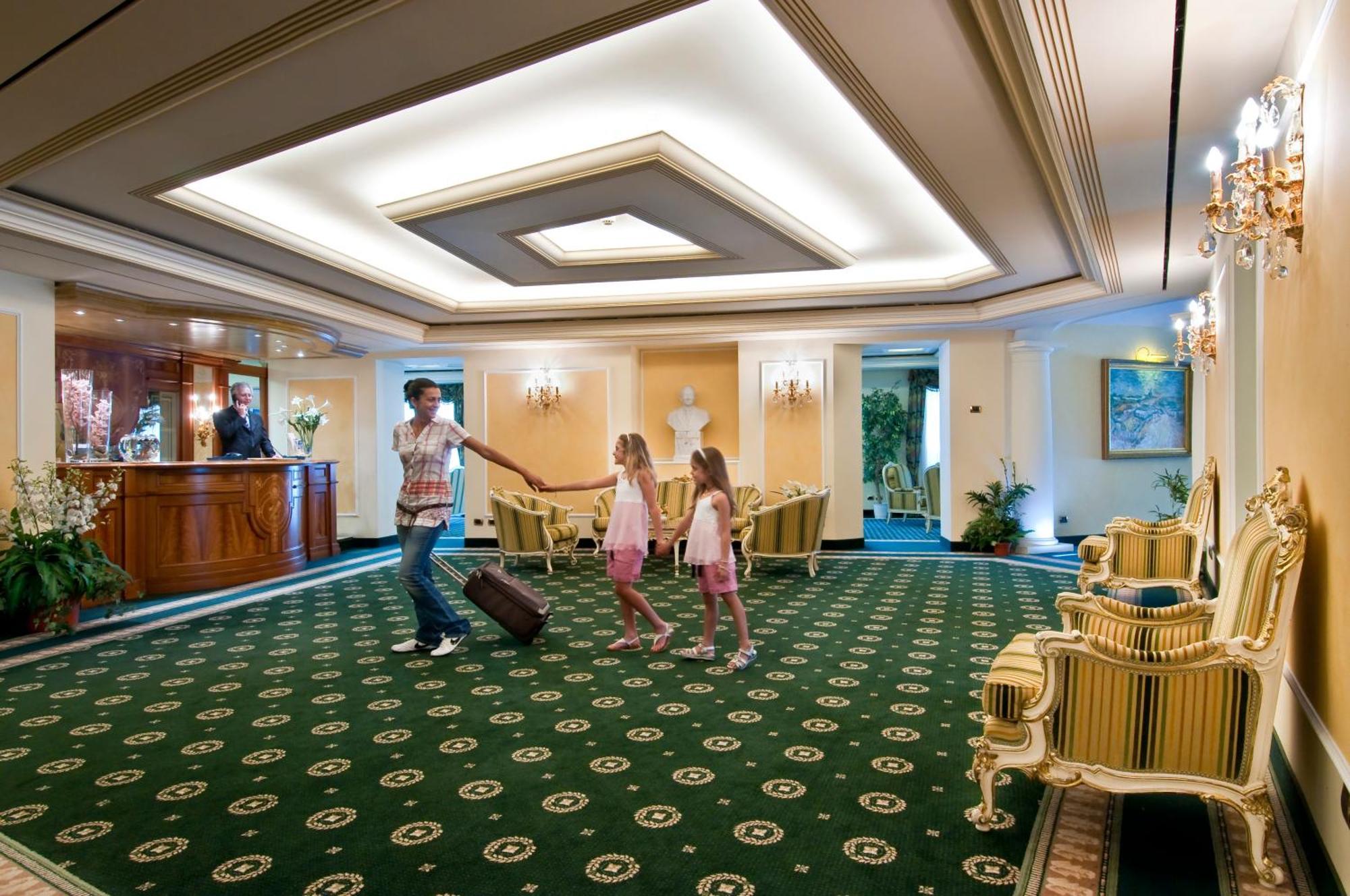Residence Carl&Do Бавено Екстериор снимка
